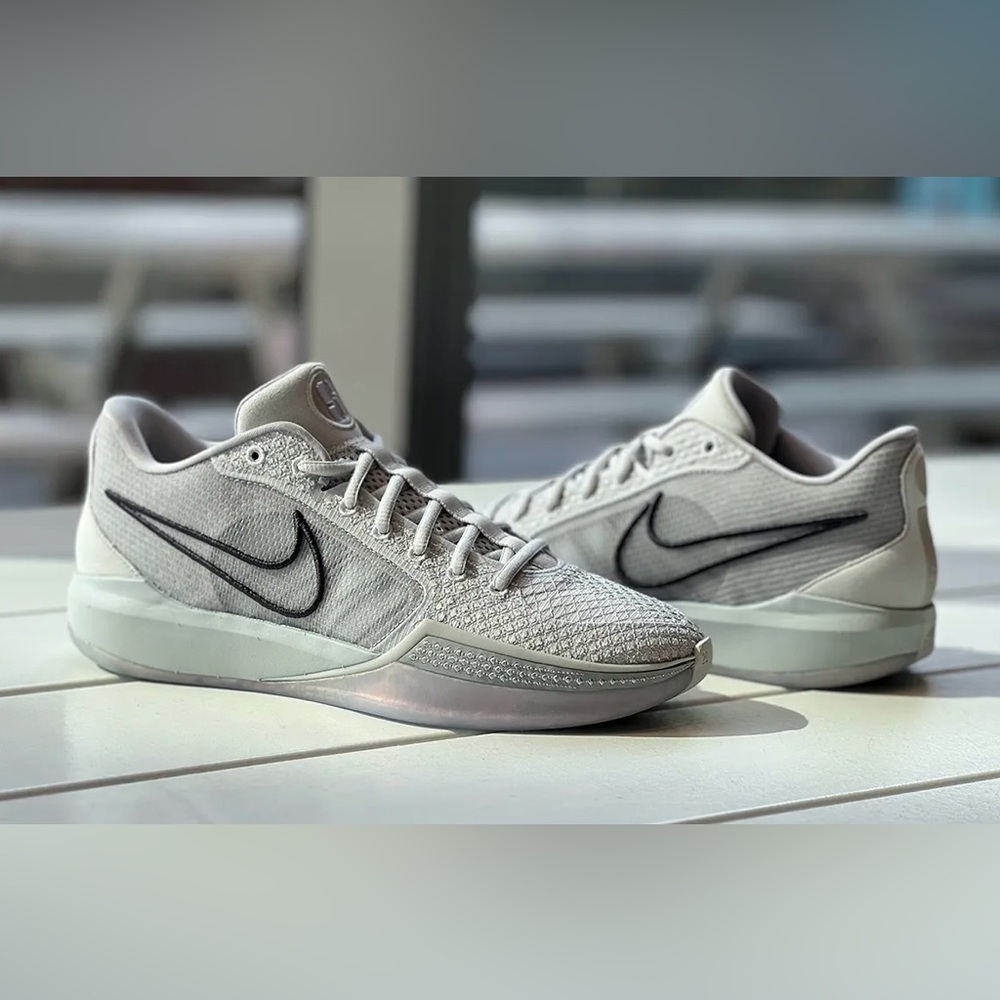 Nike Sabrina 1 Basketball Shoes Ionic Photon Dust Womens